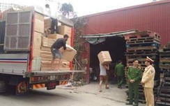 Ba xe tải chở hơn 20 tấn hàng lậu trên tuyến cao tốc Hà Nội - Lào Cai