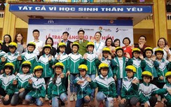 Tặng hơn 400 mũ bảo hiểm đạt chuẩn cho học sinh tiểu học Vĩnh Phúc