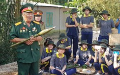 Học sinh TP.HCM háo hức hóa thân thành chiến sỹ Biệt động Sài Gòn