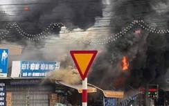 Bắc Giang: Bà hỏa thiêu rụi hàng chục tỷ đồng tiền hàng Tết