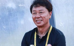 Thầy của Công Phượng phát biểu bất ngờ về bóng đá Việt Nam và Thái Lan