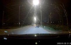 Video: Hai xe máy tông nhau kinh hoàng tối 29 Tết