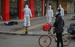 AFP: Một người nằm chết trên phố ở tâm dịch virus Corona ở Vũ Hán