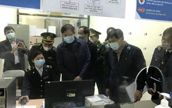 Thứ trưởng Bộ Y tế thị sát ga Đồng Đăng giữa tâm dịch nCoV