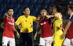 Những thay đổi về luật khiến trọng tài V-League “méo mặt”
