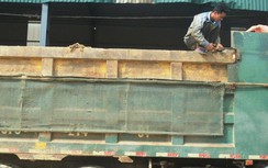 Thêm loạt xe tải cơi thùng ở Nghệ An bị đưa về xưởng buộc cắt