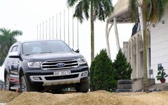 Khách hàng tố Ranger và Everest bị chảy dầu: Ford Việt Nam nói gì?