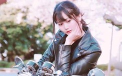 Ngắm người mẫu Nhật Bản xinh đẹp thả dáng bên xế cổ Yamaha