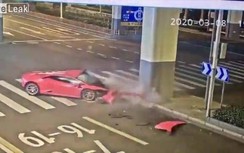 Siêu xe Lamborghini giá 69 tỷ đồng thành phế liệu khi đâm vào trụ bê tông