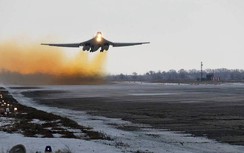 Nga cho hai chiếc Tu-160 tuần tra Bắc Đại Tây Dương