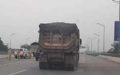Cận cảnh xe có ngọn “thông chốt” CSGT trên cao tốc Hà Nội - Thái Nguyên
