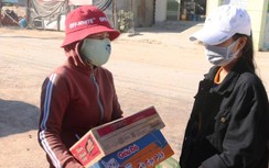 Ninh Thuận: Nhiều thực phẩm chuyển tới người dân thôn Văn Lâm 3 bị cách ly