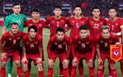 Không đá trận nào, tuyển Việt Nam vẫn cho Thái Lan ''hít khói''