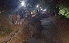 Cà Mau: Đường về trung tâm xã Trần Hợi bất ngờ sụt lún sâu như động đất