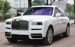 Rolls-Royce Cullinan mới toanh bất ngờ xuất hiện tại Hà Nội