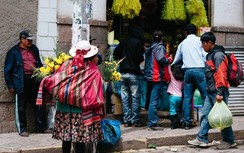 Covid-19: Peru cấm đàn ông, phụ nữ ra đường cùng lúc