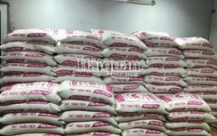 Giấu hơn 14,5 tấn gạo trong 2 xe tải, lén lút “xuất khẩu” sang Lào kiếm lời
