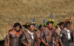 Tin thế giới mới nhất 11/4: Thổ dân Amazon đầu tiên mắc Covid-19 đã tử vong