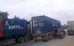 Video: Đua tốc độ với xe container, xe biển xanh suýt gặp họa