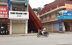 Quảng Ninh: Phát hoảng ngôi nhà 3 tầng sát quốc lộ chực chờ sập đổ
