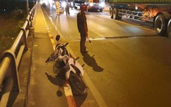 Xe máy tông vào thành cầu Phú Cường, nam thanh niên tử vong tại chỗ