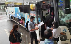 Bến xe Đà Nẵng vắng vẻ trong ngày đầu xe khách tuyến cố định hoạt động lại