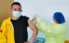 Tài xế Vũ Hán kể chuyện bí mật khi tình nguyện thử vaccine chống Covid-19