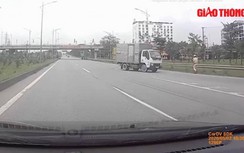 Video: Phóng ngược chiều trên cao tốc bị CSGT "đón lõng"