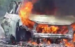 Xe ô tô Santafe cháy ngùn ngụt giữa trưa, nam tài xế bỏng 95%