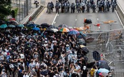 Biểu tình ở Hong Kong, cảnh sát bắt giữ ít nhất 180 người
