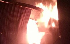 Đang cháy lớn tại làng nghề gỗ Liên Hà, Đan Phượng, Hà Nội