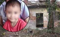Khởi tố vụ án bé trai 5 tuổi bị trói 2 tay tử vong gần nhà hoang