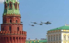 Video: Màn trình diễn đỉnh cao của Không quân Nga nhân Ngày Chiến thắng