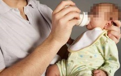 Vụ bé 7 tháng sặc sữa tử vong: Đề nghị truy tố chủ cơ sở giữ trẻ không phép