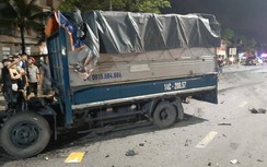 Quảng Ninh: Xe bán tải tông xe tải sang đường, 4 người thương vong
