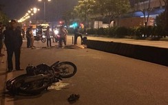 Video tai nạn giao thông 10/7: Thanh niên tử vong sau khi tông gãy biển báo