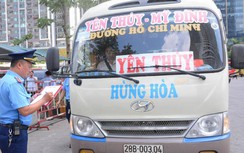 Hà Nội: Phát hiện nhiều xe kinh doanh vận tải khách chưa niêm yết thông tin