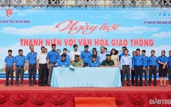 Hơn 1.500 thanh niên cam kết tham gia giao thông an toàn ở Đắk Lắk