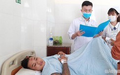 Chặn xe, xịt hơi cay đánh nhóm người bầm dập, công an xã bảo...bắt nhầm