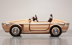 Cận cảnh mẫu xe được làm bằng gỗ, chạy điện của Toyota