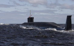 Du khách Thụy Điển choáng khi tình cờ gặp tàu ngầm Nga