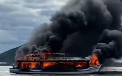Thông tin bất ngờ về chiếc tàu khách cháy ngùn ngụt ở biển Kiên Giang