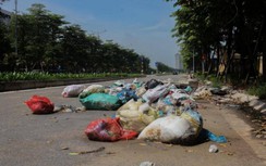 Hà Nội: Đường nghìn tỉ ngập ngụa rác thải sau nửa năm thông xe