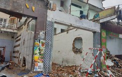 TP.HCM: Dân tháo dỡ nhà bàn giao mặt bằng làm metro số 2