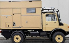 Biến Mercedes Unimog thành xe cắm trại với hàng tấn công nghệ
