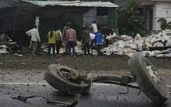 TNGT kinh hoàng ở Lâm Đồng: Xe tải lao lên vỉa hè tông người đi bộ tử vong