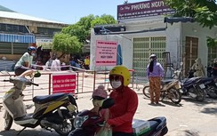 Đà Nẵng: Dân vượt rào vào chợ, bất chấp quy định phòng dịch