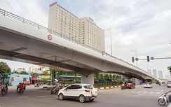 Hà Nội: Những phương tiện nào bị cấm đi trên cầu vượt Nguyễn Văn Huyên?