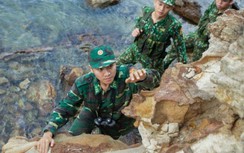 Bộ đội Biên phòng Quảng Ninh thực hiện "nhiệm vụ kép" trong dịch Covid-19