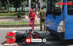 Video TNGT ngày 12/9: Xe buýt đi ngược chiều "hạ gục" nam thanh niên